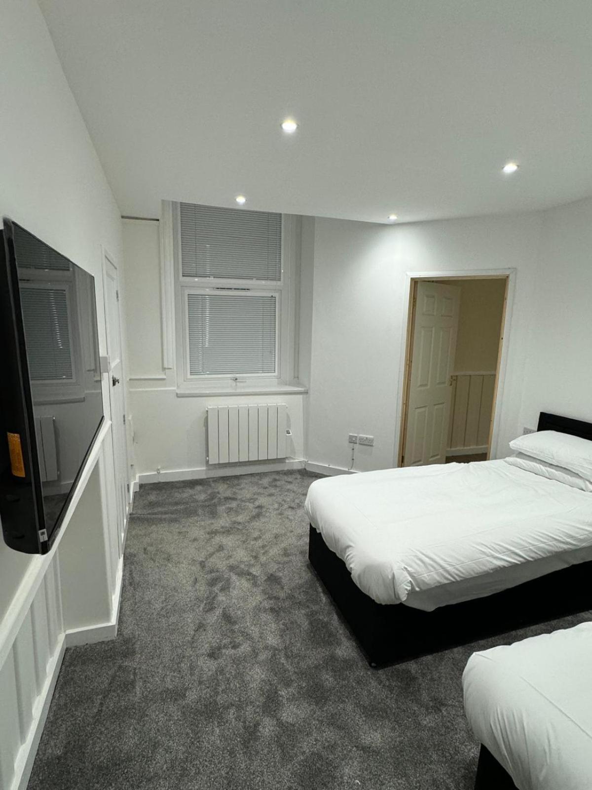 New Station Bed and Breakfast Newport  Exteriör bild