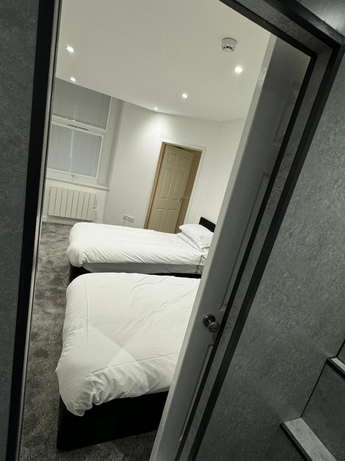 New Station Bed and Breakfast Newport  Exteriör bild