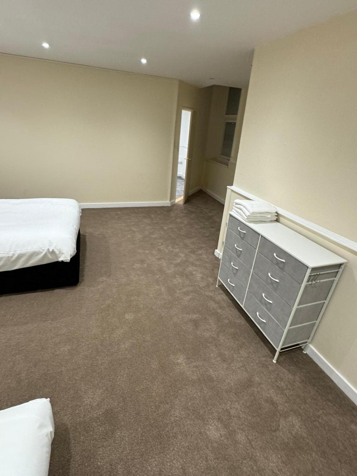 New Station Bed and Breakfast Newport  Exteriör bild